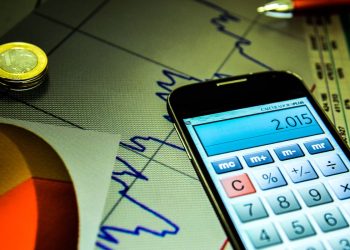 Economia brasileira cai no terceiro trimestre deste ano