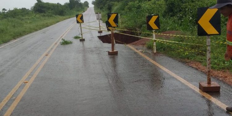 Governador pede que Bahia seja prioridade na distribuição de verbas para recuperar estradas
