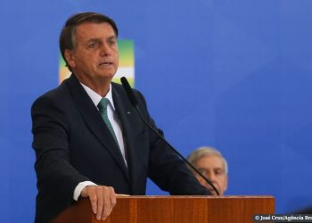 PF conclui que Bolsonaro não cometeu crime no caso Covaxin