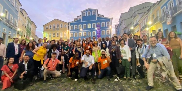 Integrantes do G20 se despedem da Bahia com city tour por Salvador