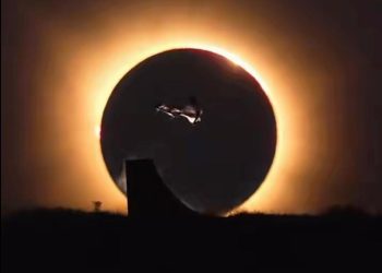 A melhor imagem do eclipse de hoje, em vídeo de Danny Leon
