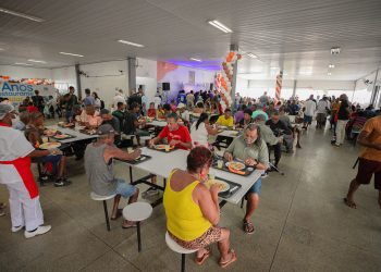 Gratuidade do Restaurante Popular de Lauro de Freitas