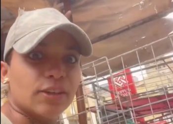 Ambulantes denunciam apreensão de barraca no Centro de Salvador e acusam perseguição da Semop