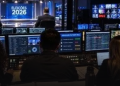 Petição com quase 500 mil compartilhamentos pressiona TV Globo por checagem em tempo real no último debate presidencial