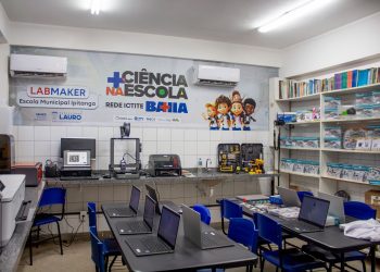 Lauro de Freitas inaugura seu primeiro laboratório Maker na rede municipal de ensino