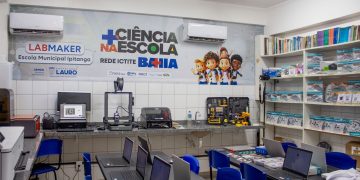 Lauro de Freitas inaugura seu primeiro laboratório Maker na rede municipal de ensino